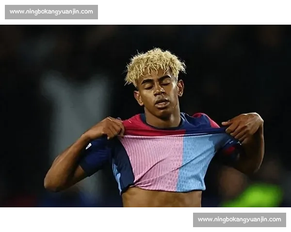 亚马尔:平淡德比中的现象级注脚 亚马尔:平淡德比中的现象级注脚