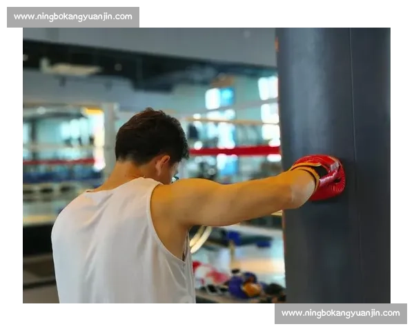 肌肉美学对决实战力量健美与拳击谁更接近真正的强者终极之路探秘